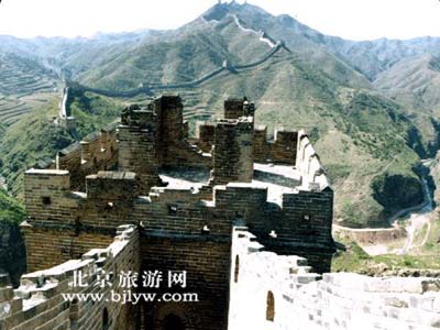 司 马 台