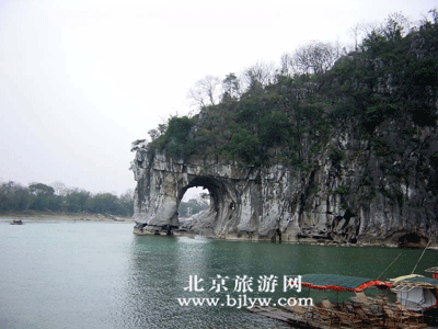 桂 林