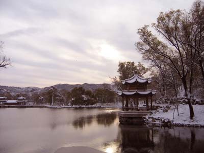 避 暑 山 庄