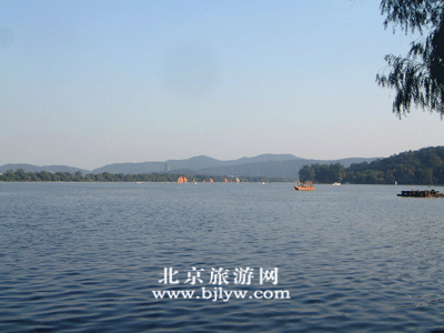 西 湖