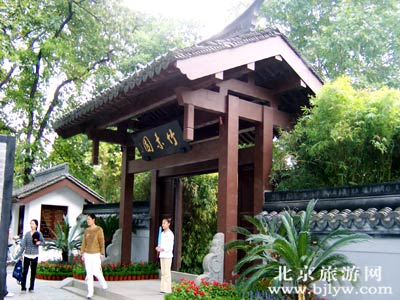 西 湖